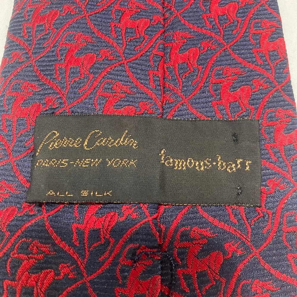 VTG Pierre Cardin Mens Silk Tie Sagittarius Zodiac Centaur Navy Red Famous-Barr
